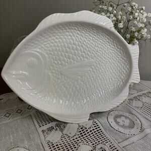 Beach House Vintage Whittier Pottery White Fish Platter 1979 Coastal Beach